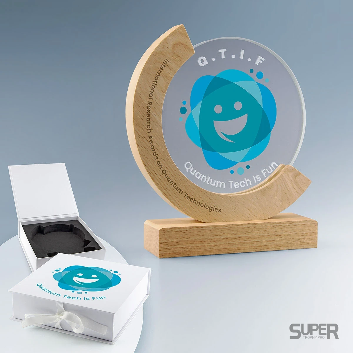 Trophée Bi-Matière Bois & Verre personnalisé