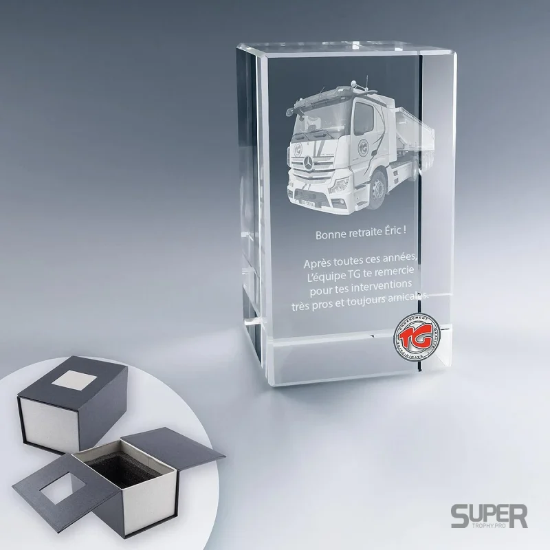 Trophée rectangulaire en verre 12 cm personnalisé