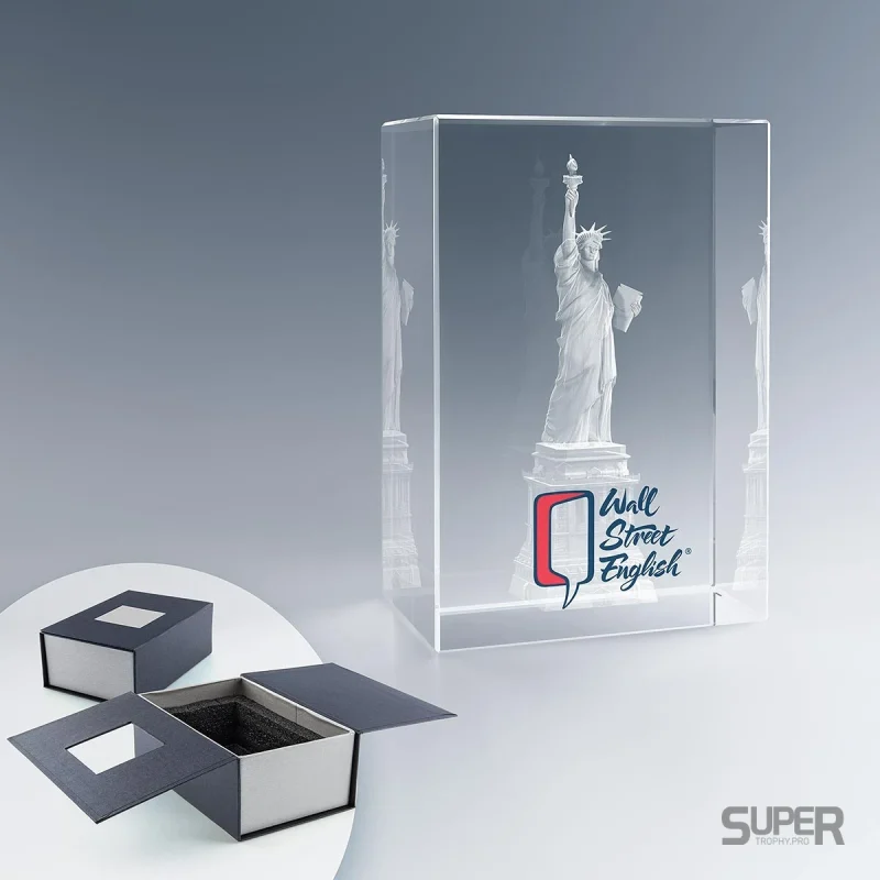 Trophée rectangulaire en verre 18×12 cm personnalisé